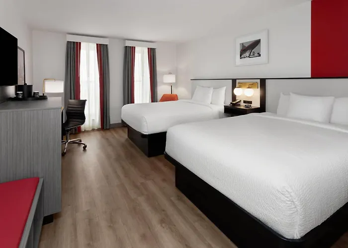 Ramada By Wyndham Milwaukee