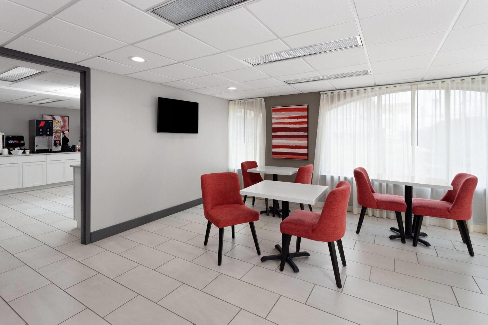 Ramada By Wyndham